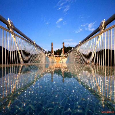 中建六局承建的張家界大峽谷玻璃橋榮獲 “亞瑟·海頓獎”